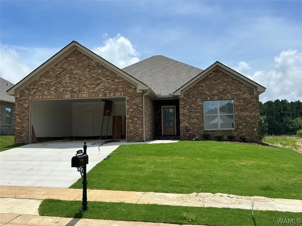 12656 White Pine Dr, Northport, AL 35475
