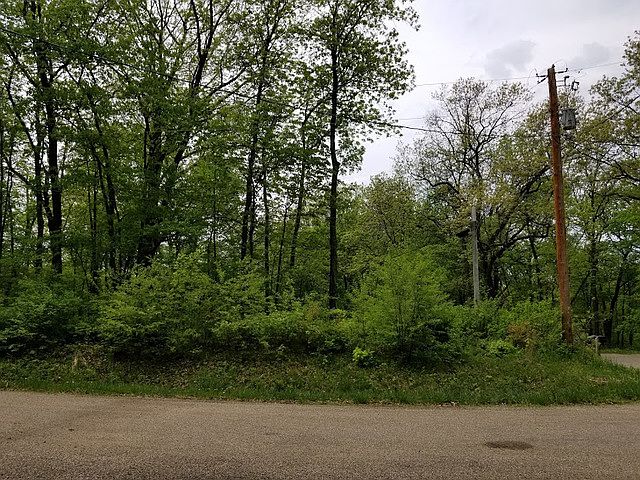 1st image of 1709 Strawberry Dr