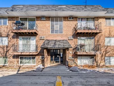 215 S Hale St APT 9B, Addison, IL, 60101