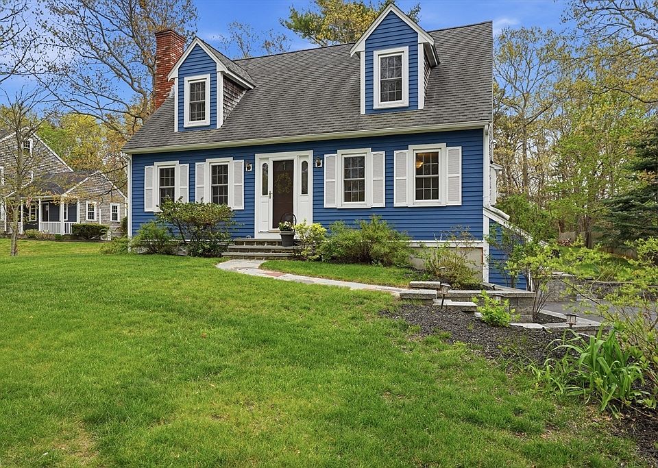 1st image of 62 Donna Dr