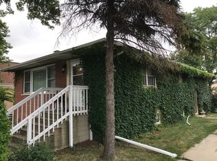 117 S Addison Rd, Addison, IL 60101