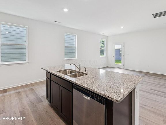 2nd image of 5924 Ebony Oak Dr
