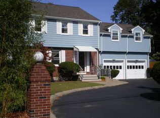 12 Floral Cir, Waltham, MA 02452