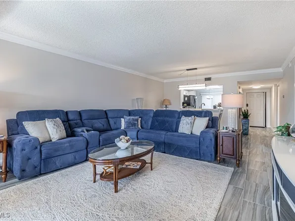 7430 Lake Breeze Dr APT 403, Fort Myers, FL 33907