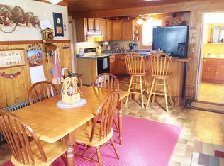 812 S 3rd St, Watertown, WI 53094