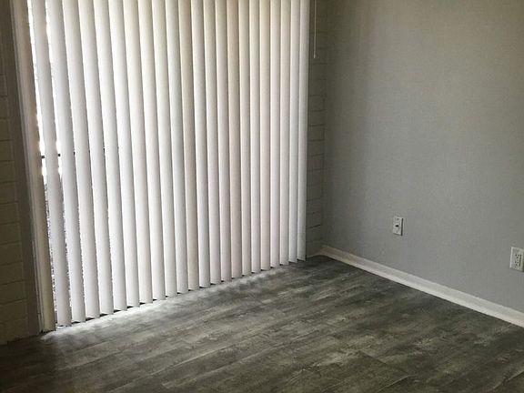 5th image of 1700 SW 16th Ct Unit P05