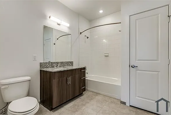 522 Everest Ave #1-310 — Photo 10
