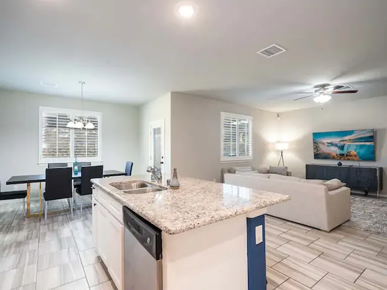 7428 Glacier Dr — Photo 7