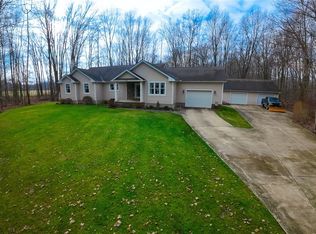 533 Middle Rd, Conneaut, OH 44030