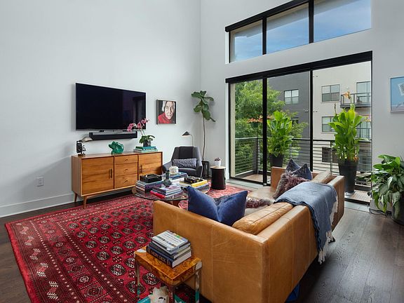 4th image of 4605 Cedar Springs Rd APT 311