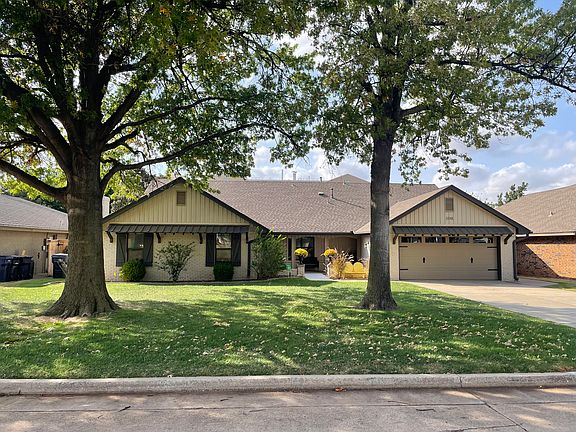 3rd image of 13501 Green Valley Dr
