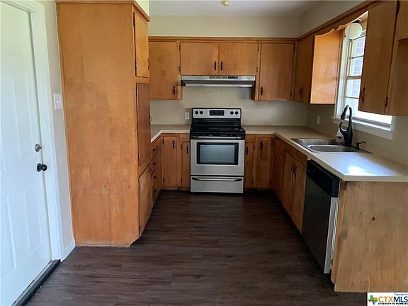 4th image of 123 Scarborough Dr