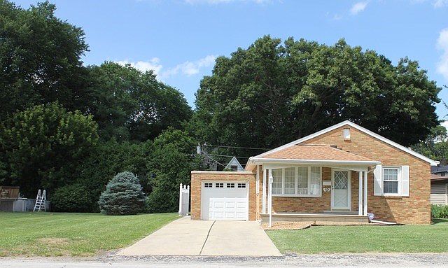 1st image of 318 W Boys St