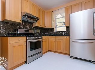 1866 Himrod St #2S, Ridgewood, NY 11385