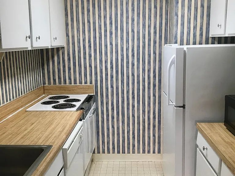 1520 Senate St #48 — Photo 3