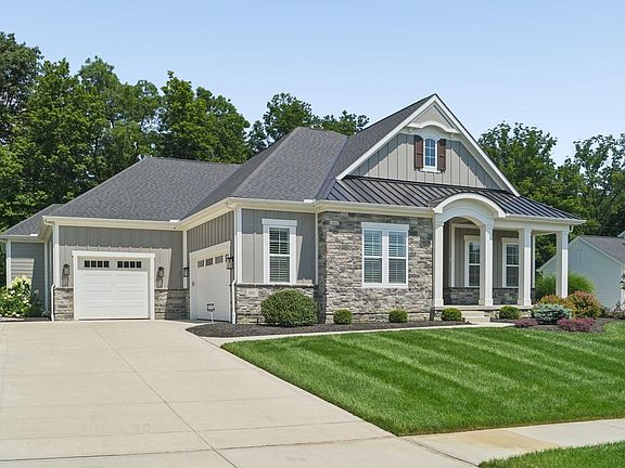 3rd image of 1932 Scenic Bluff Ct