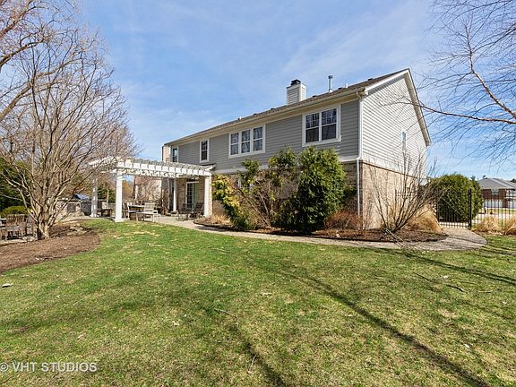 2nd image of 619 Ames St