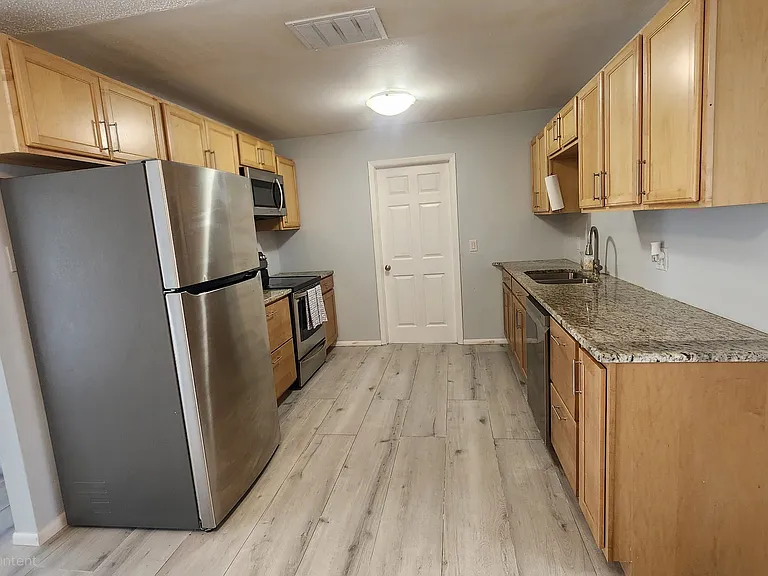 721 Lemonwood Dr — Photo 11