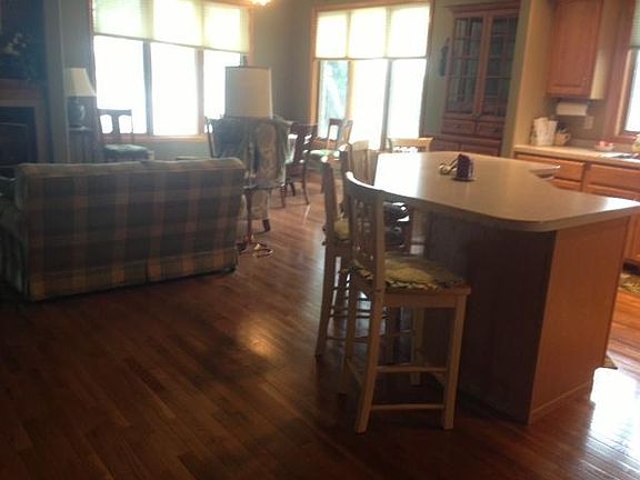 5th image of 502 W Lake Dr APT 101