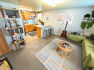1009 13th Ave N UNIT 1, Fargo, ND 58102