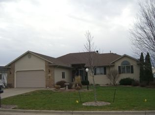 215 Sunset Dr, Dane, WI 53529
