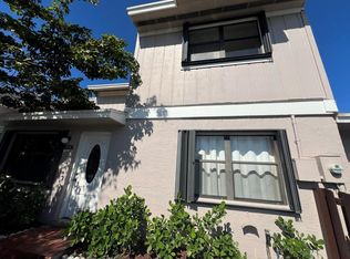 5241 Jog Ln, Delray Beach, FL 33484