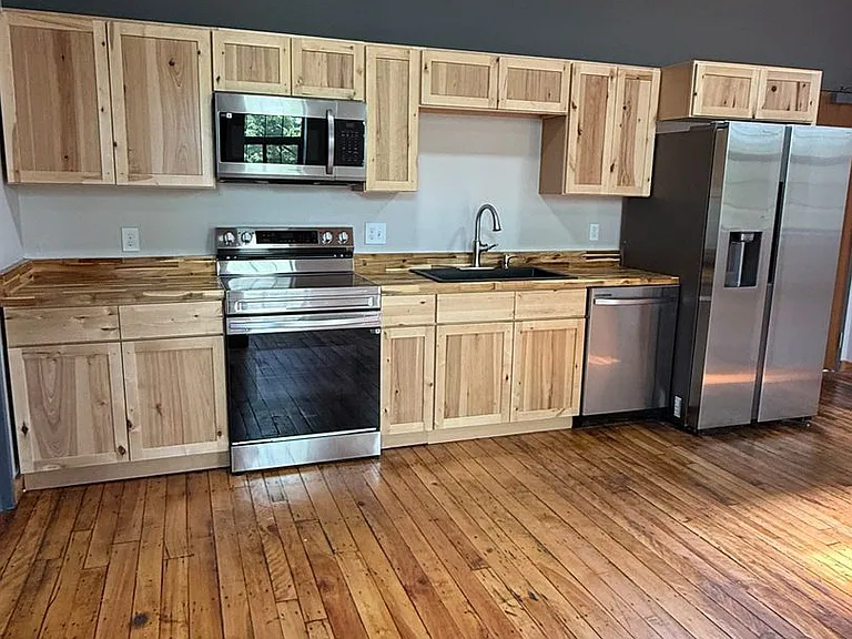 70 Webster St #306 — Photo 1
