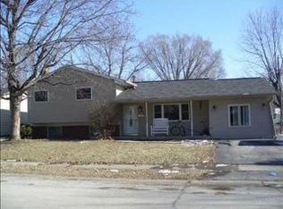404 Linden Ln, Plainfield, IN 46168