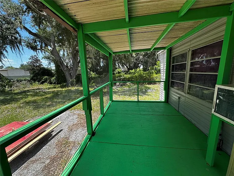 817 Parks St — Photo 12