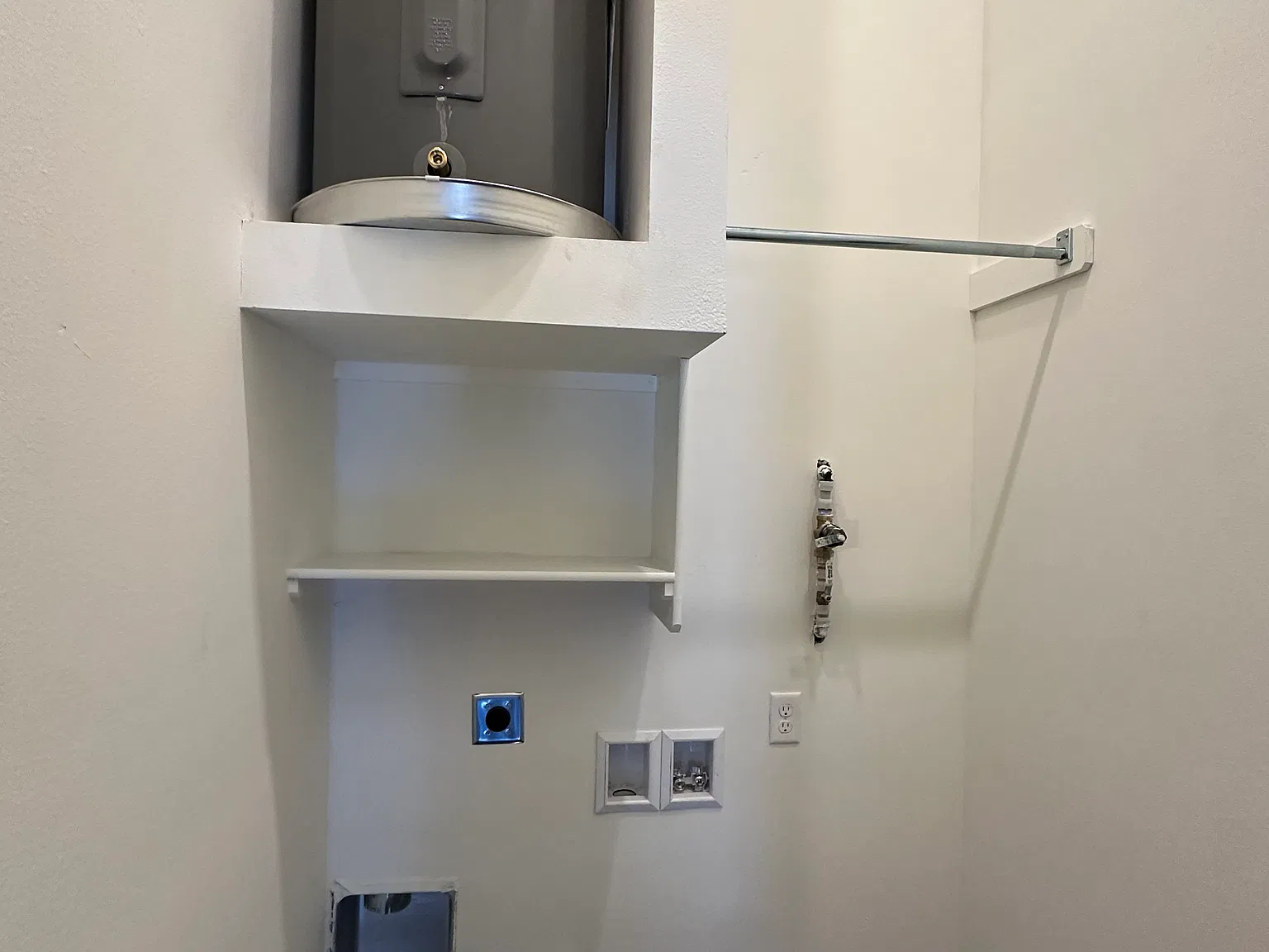 3 bed, 1200 sqft, $1,400 — Photo 3