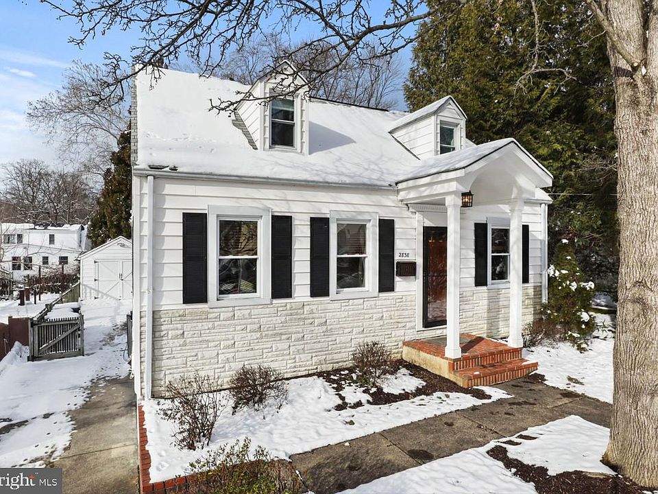 1st image of 2838 Greenway Blvd