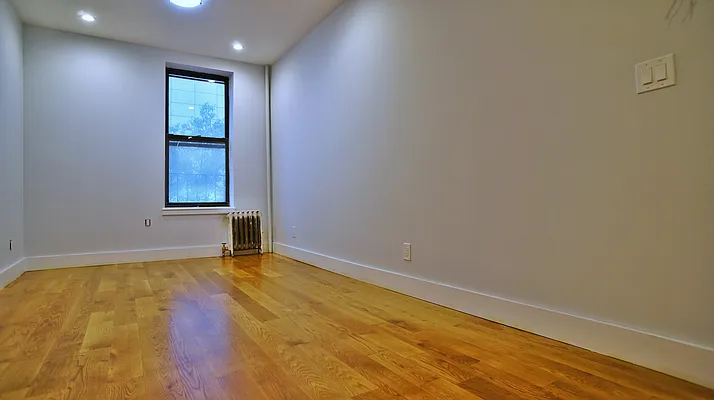 Rented by Bold New York | media 41