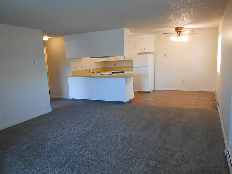 1244 NE 4th St #9 — Photo 6