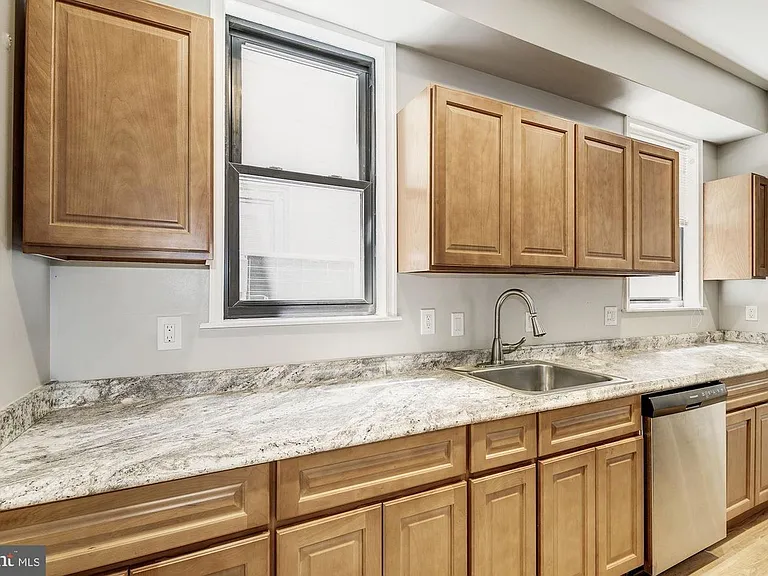 2343 N College Ave #2 — Photo 8