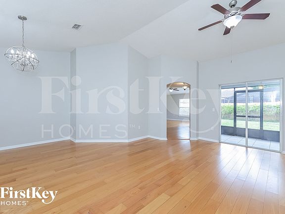 2nd image of 506 Cardinal Dr