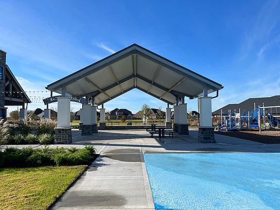 4018 Martin Ridge Drive Elevation Image 5