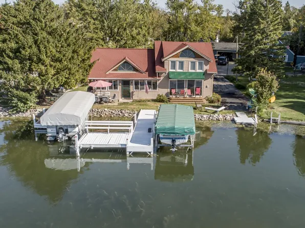 W345S10423 Wambold ROAD, Mukwonago, WI 53149