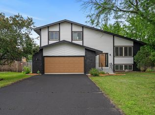 8024 Morgan Cir N, Brooklyn Park, MN 55444