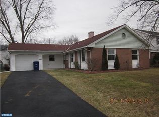 15 Maplewick Ln, Willingboro, NJ 08046