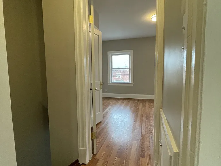 2644 W Lafayette Ave — Photo 24