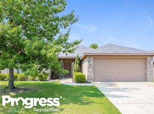 950 Winepress Rd, Burleson, TX 76028