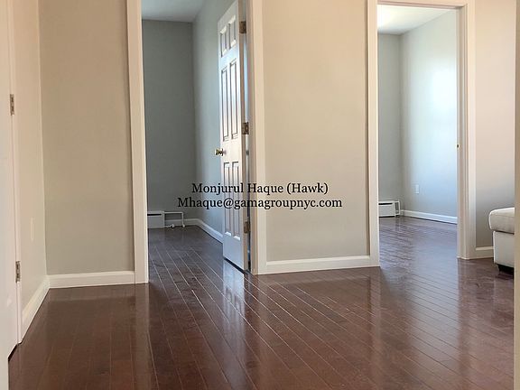 4th image of 1429 Ovington Ave APT 2