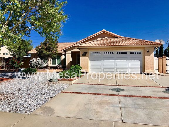 3rd image of 15256 Cromdale St