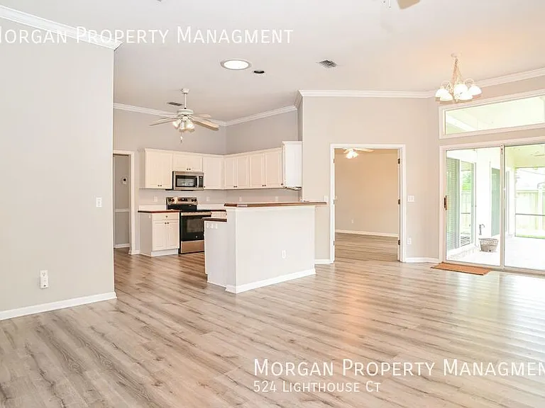 524 Lighthouse Ct — Photo 2
