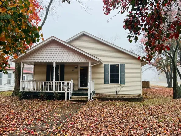 523 S Crawford St, Fort Scott, KS 66701