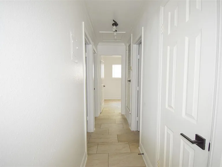 6027 Bluebell Cir — Photo 10