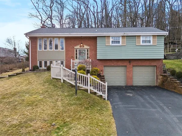 700 Pictwood Dr, Glenshaw, PA 15116