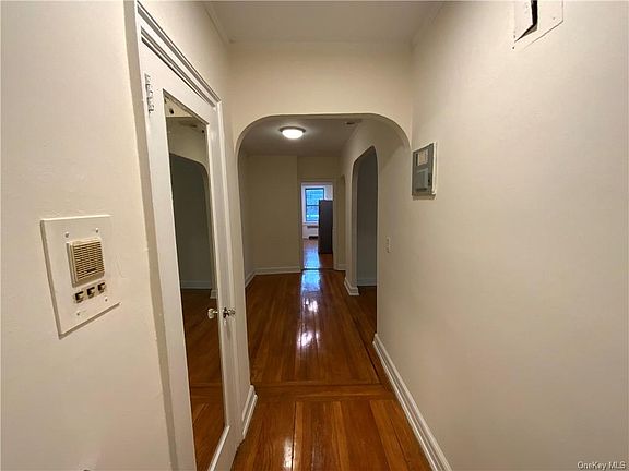 2nd image of 1 S Broadway APT 3B