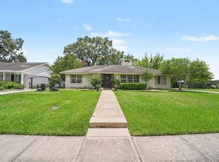 6267 Chevy Chase Dr, Houston, TX 77057