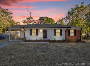 1847 Strickland Bridge Rd, Fayetteville, NC 28304